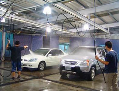 ​无人洗车加盟店排行榜，国内智能无人洗车项目加盟哪几家好？