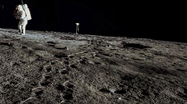 科学家发现月球正在慢慢远离地球（月球每年以3.8厘米远离地球）(9)