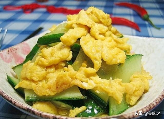 黄瓜炒鸡蛋家常做法好吃又下饭（黄瓜炒鸡蛋的10种做法）(1)
