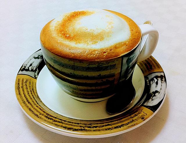 咖啡推荐 卡布奇诺（几款超具人气的经典咖啡）(1)