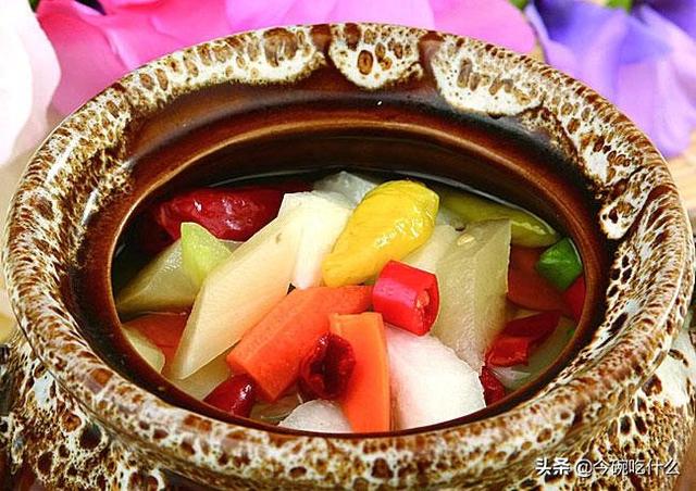 正宗四川腌制泡菜的方法（风味独特的四川泡菜制作及养护法）(44)