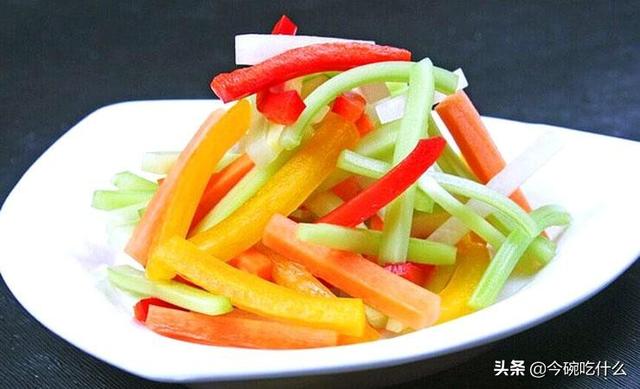 正宗四川腌制泡菜的方法（风味独特的四川泡菜制作及养护法）(10)