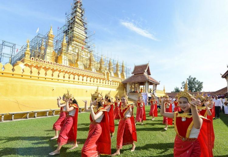 为什么老挝的首都万象位于边境上这符合常理吗这个国家还安全吗